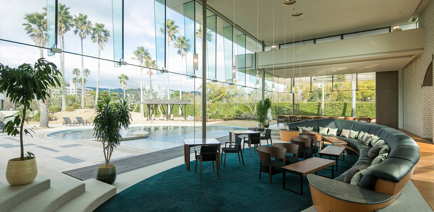 COMMUNAL AREAS & COMPLIMENTARY SERVICES