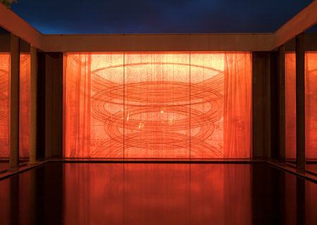和紙の光壁